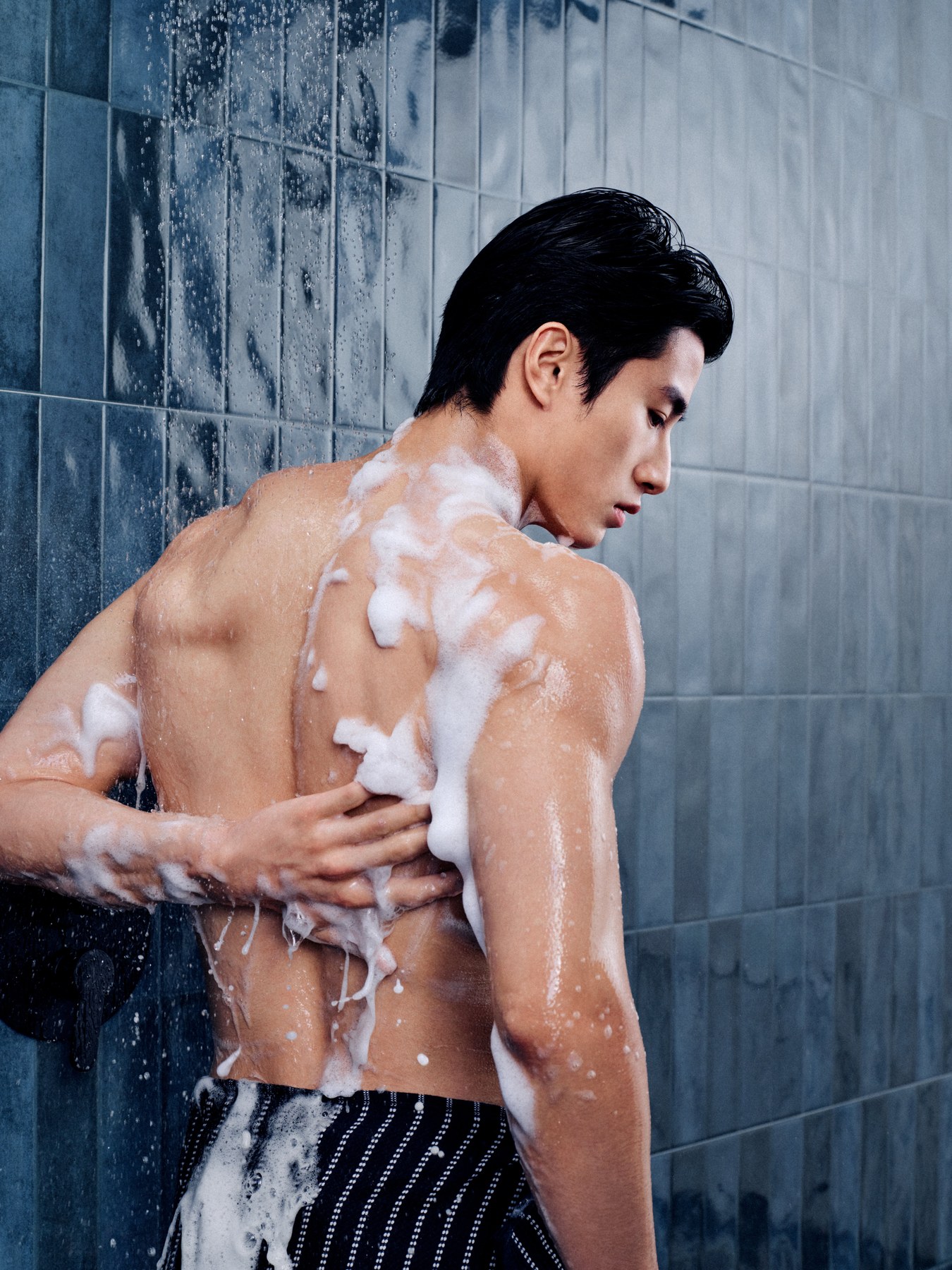 男士型男线拍摄图 01